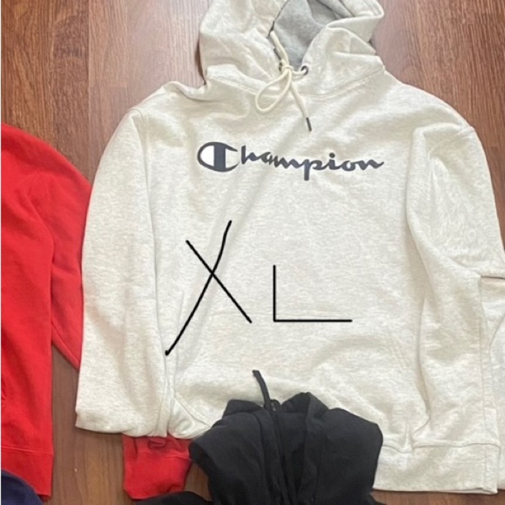 Champion Pullover